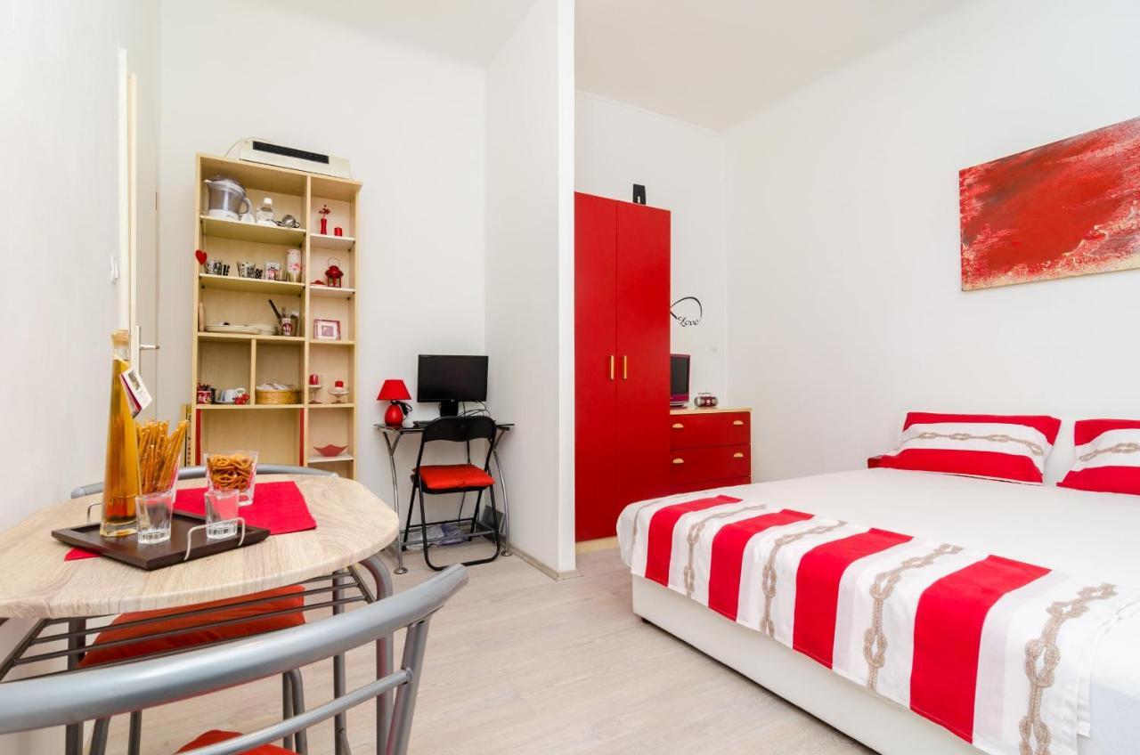 Apartment Caceris Дубровник Екстериор снимка